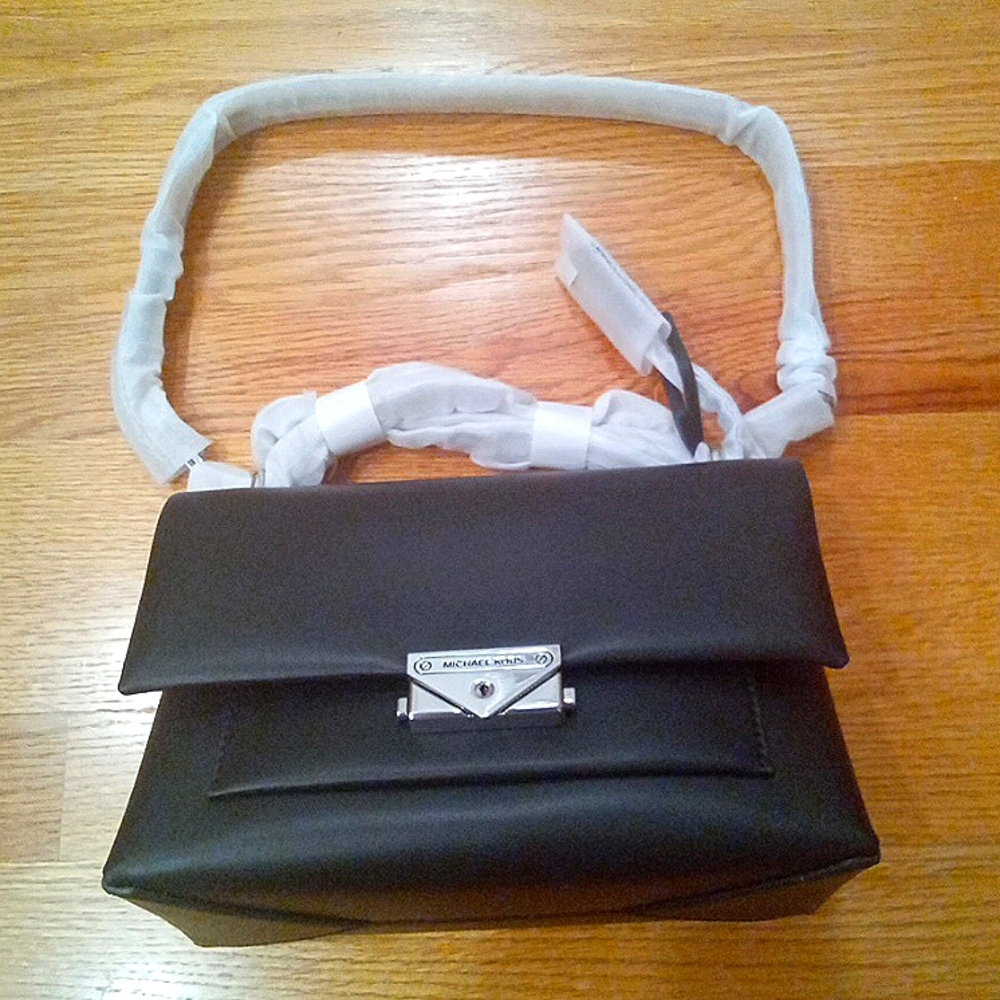 NEW!🌟HP🌟MICHAEL KORS Cece Medium Flap Shoulder Satchel Crossbody - Picture 5 of 12